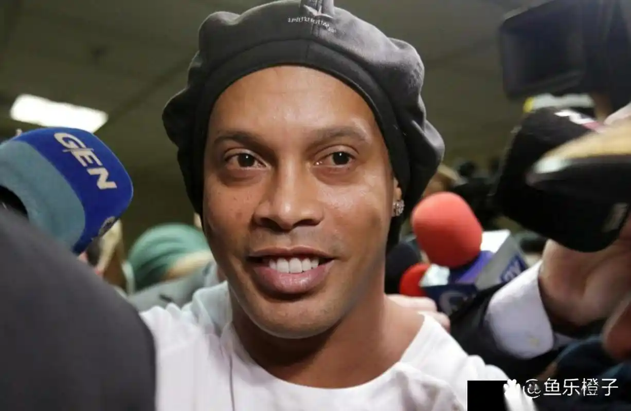 了两队在战 了两队在战